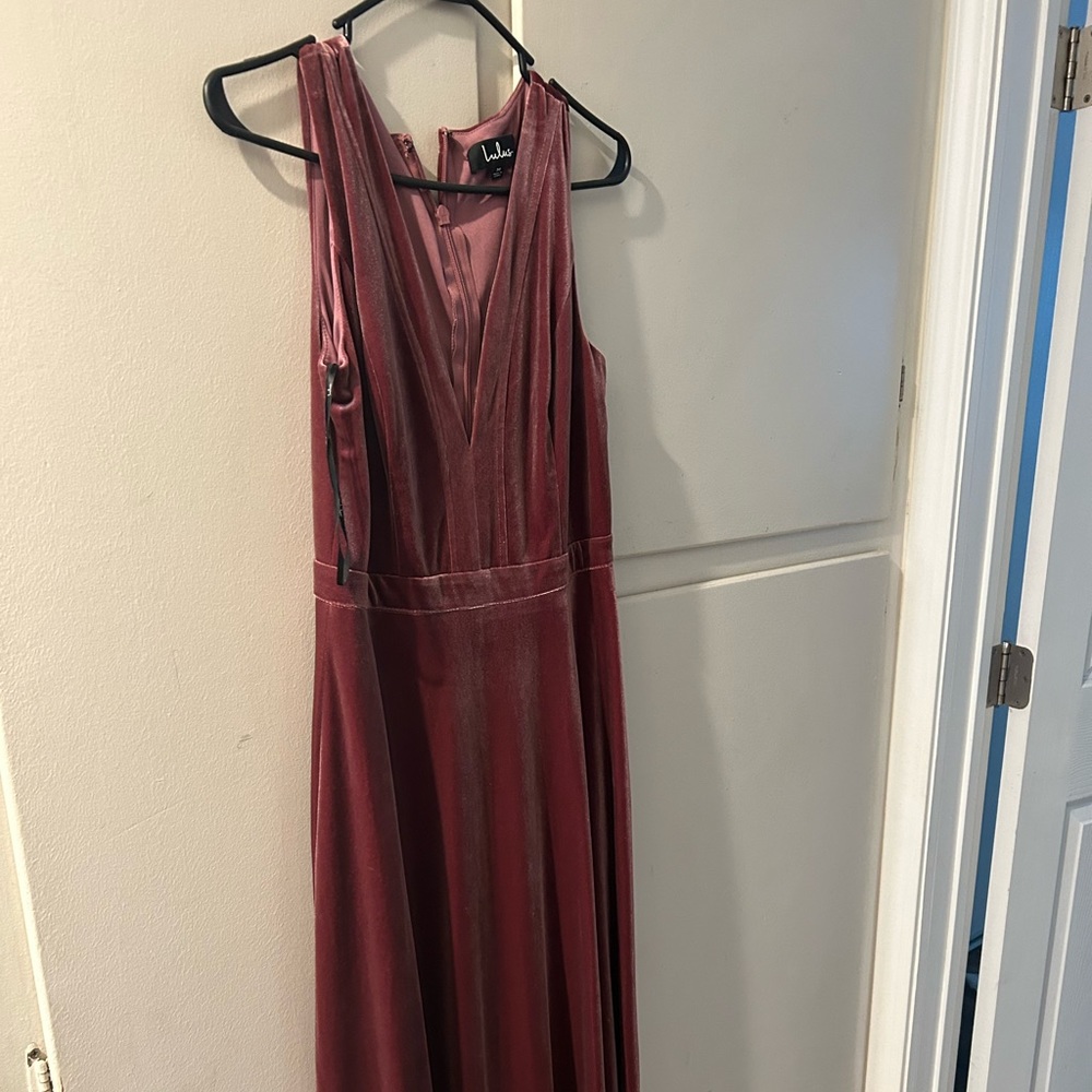 Lulus mauve velvet floor length dress size Medium
